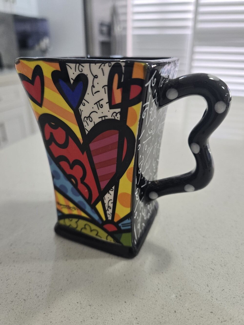 Colorful Heart Ceramic Mug - Romero Britto Style Black Handle - Picture 7 of 11